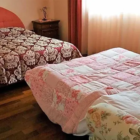 Oda ve Kahvaltı La Torretta