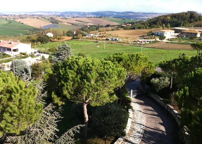 La Torretta Bed & Breakfast 3*